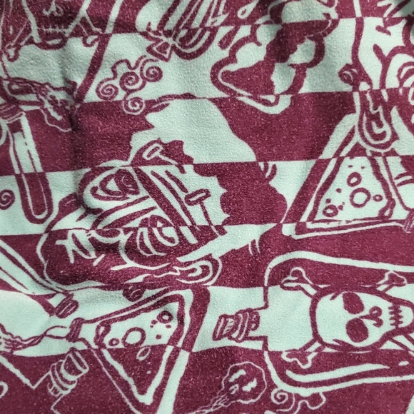 LLR (lot J) Halloween Frankenstein & Gummy bears - Picture 2 of 4